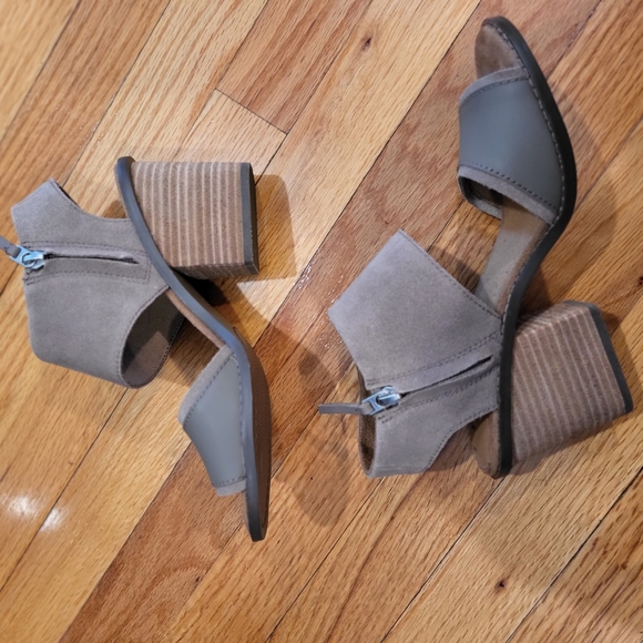 Tom's Majorca Sandal - Picture 7 of 8